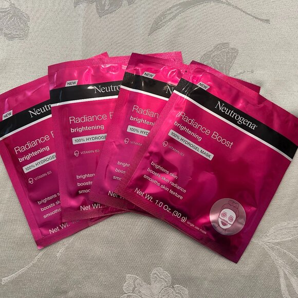✨ Neutrogena Radiance Boost Brightening Hydrogel Masks – Set of 4 ✨ - Picture 2 of 2